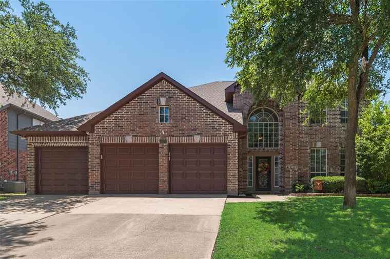 Photo of 2621 Princeton Dr Flower Mound, TX 75022