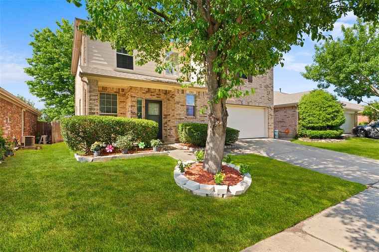 Photo of 3203 Kingsbrook Dr Wylie, TX 75098