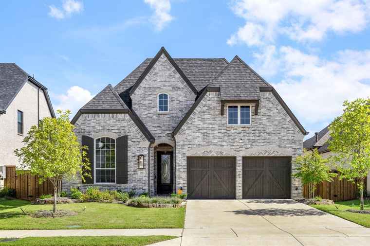 Photo of 2751 Starwood Dr Prosper, TX 75078