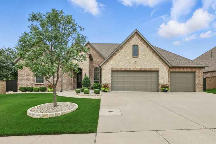 Photo of 5820 Sicily Way Flower Mound, TX 75028