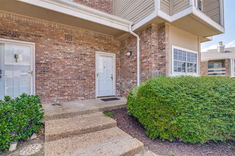 Photo of 3550 Country Square Dr #506 Carrollton, TX 75006