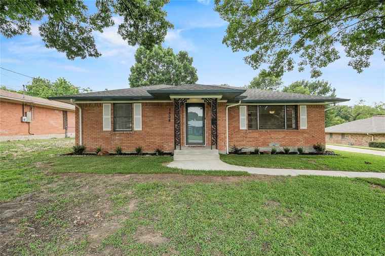 Photo of 1508 Ross Ave Carrollton, TX 75006