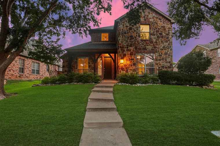 Photo of 5607 Brookhill Ln Frisco, TX 75034