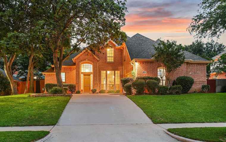 Photo of 3404 Culwell St Flower Mound, TX 75022
