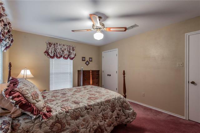 230 Compton Dr Waxahachie Tx 75167 Mls 13988227 Redfin