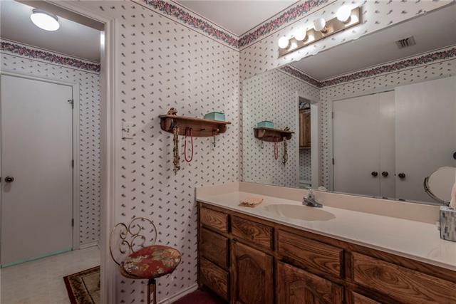 230 Compton Dr Waxahachie Tx 75167 Mls 13988227 Redfin