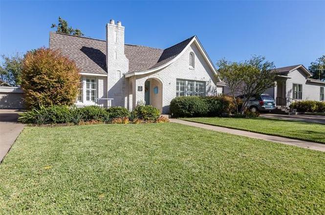 4926 Pershing Ave, Fort Worth, TX 76107 | MLS# 14212038 ...