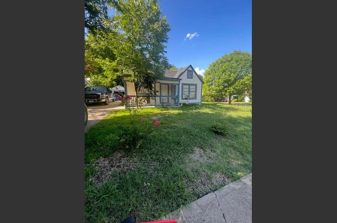 307 w main st lancaster tx 75146
