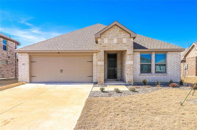 3015 Cliffview Dr, Sanger, TX 76266 | MLS# 20197422 | Redfin