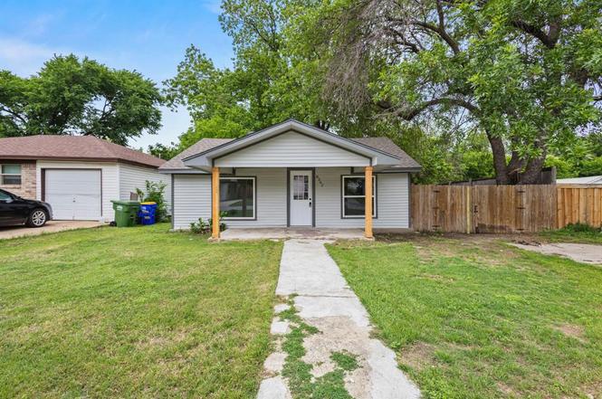 8342 Sussex St, White Settlement, TX 76108 | Redfin
