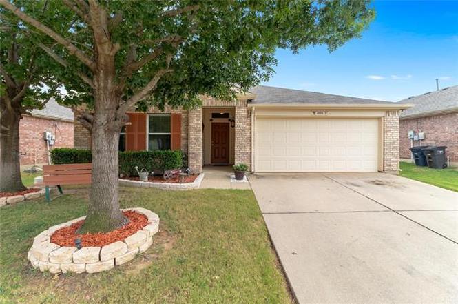 1808 Desperado Rd Fort Worth Tx 76131 Mls 14399545 Redfin