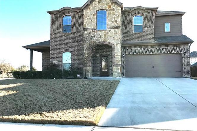 1534 Legacy Dr, Cedar Hill, TX 75104