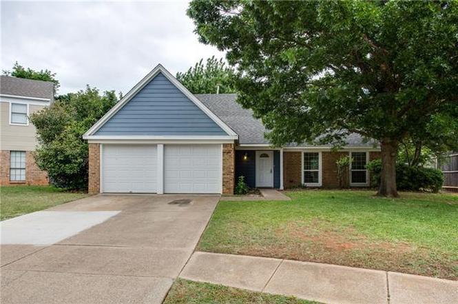 3806 Pine Ct Flower Mound TX 75028 3806 Pine Ct Flower Mound TX 75028