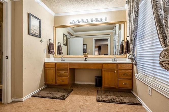 6505 Liberty Ct, Frisco, TX 75035 | MLS# 14357788 | Redfin