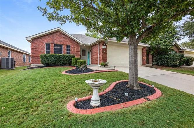 8421 Cactus Flower Dr, Fort Worth, TX 76131 | MLS ...