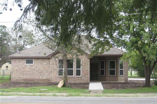 103 S 5th Sanger Tx 76266 Mls 13954005 Redfin