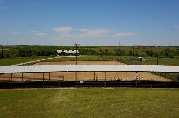 1011 County Road 2610 Decatur Tx 76234 Mls 13827333 Redfin