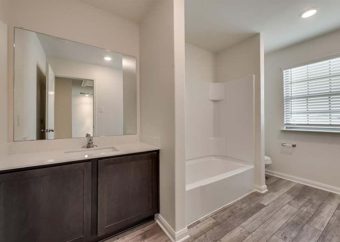 9504 Teton Vista Dr, Fort Worth, TX 76140