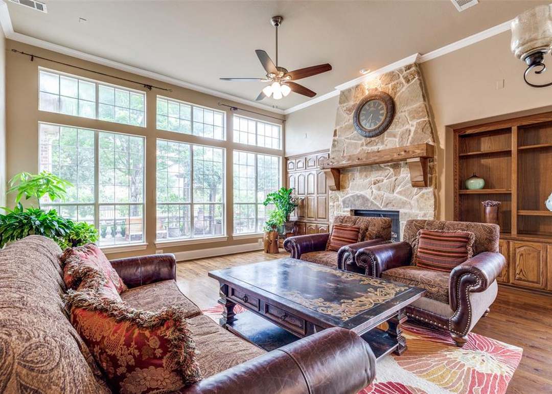4328 Fairway Dr, Carrollton, TX 75010