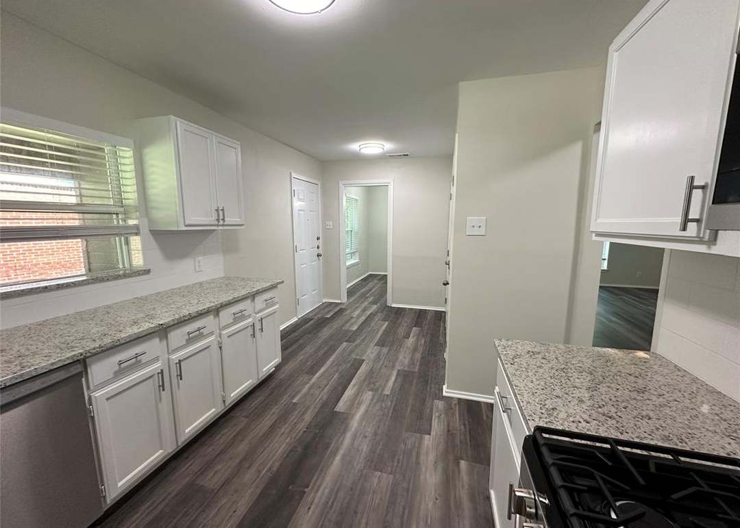 1928 Las Cruces Ln, Dallas, TX 75217