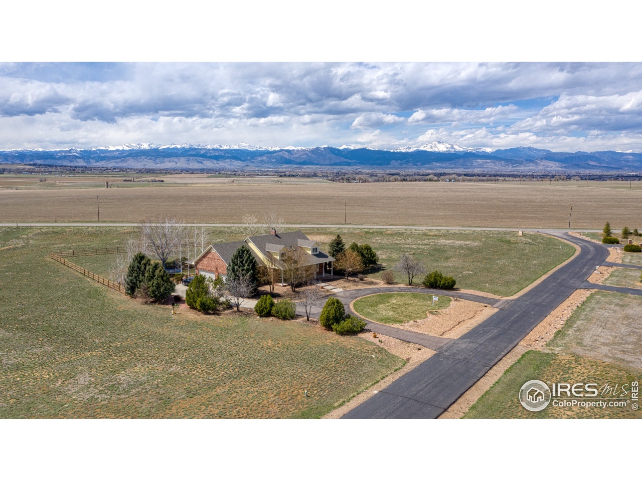4 br, 2.5 bath House - 7415 Rodeo Drive - House Rental in Longmont, CO