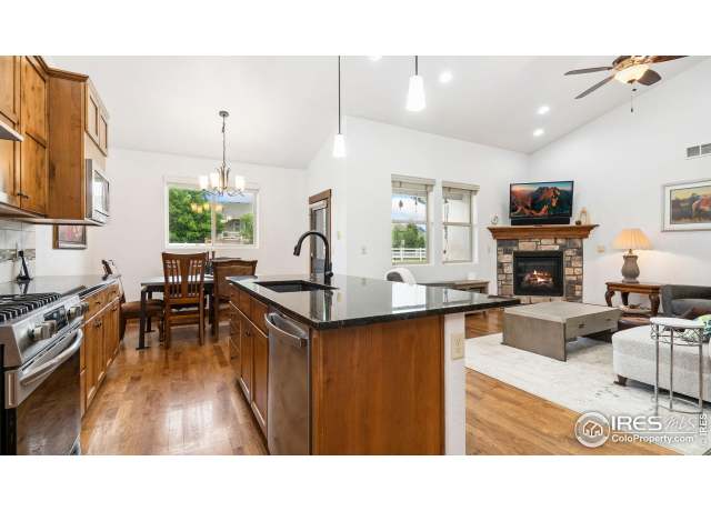 Property at 3625 Como Ct, Loveland, CO 80538, 5 beds, 3 baths