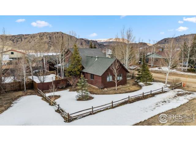 Property at 353 E Byers Ave, Hot Sulphur Springs, CO 80451, 3 beds, 2.5 baths