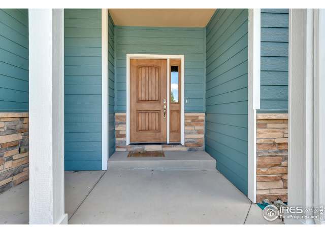 Property at 2862 Ariel Dr, Loveland, CO 80537, 5 beds, 4 baths