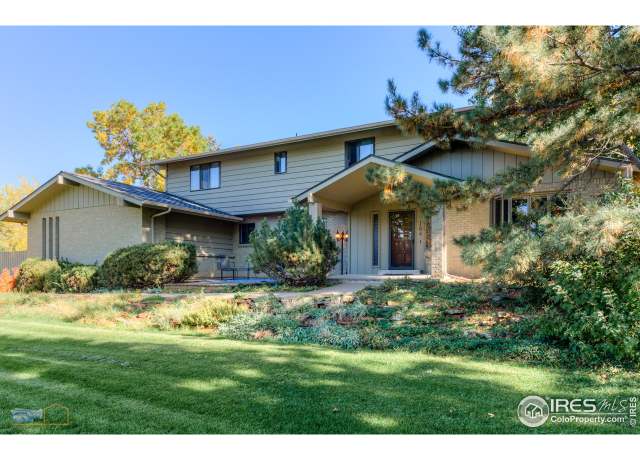 Property at 184 Vaquero Dr, Boulder, CO 80303, 5 beds, 3 baths