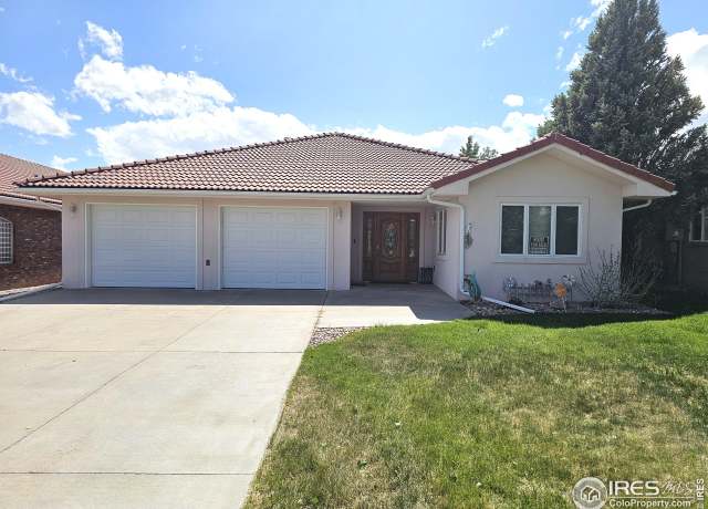 Property at 107 Fairway Ln, Fort Morgan, CO 80701, 3 beds, 2 baths