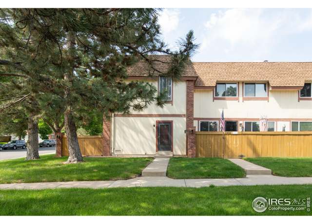 Property at 1901 W 101st Ave, Thornton, CO 80260, 2 beds, 1.5 baths