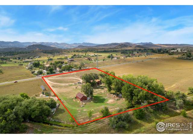 Property at 3408 N Overland Trl, Laporte, CO 80535, 3 beds, 2.5 baths