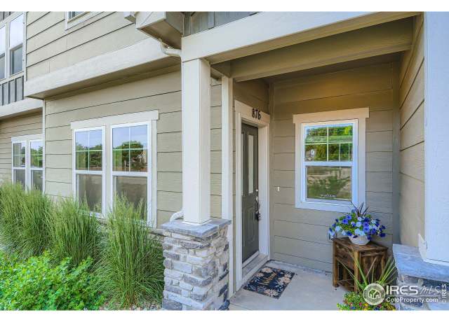 Property at 876 Winding Brook Dr, Berthoud, CO 80513, 3 beds, 2.5 baths