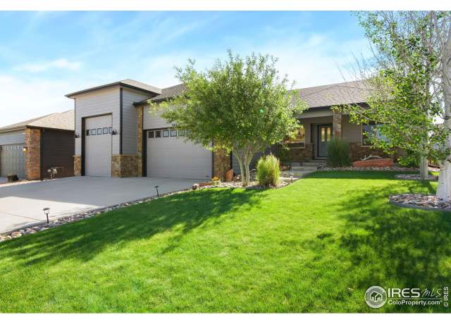 Property at 333 Braveheart Ln, Johnstown, CO 80534, 5 beds, 3 baths