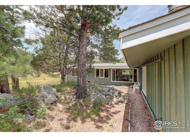 Property at 107 Deer Trail Rd, Boulder, CO 80302, 3 beds, 1 bath