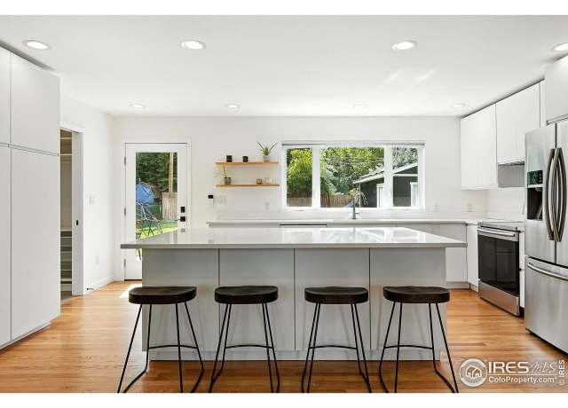 Property at 4545 Martin Dr, Boulder, CO 80305, 4 beds, 2.5 baths