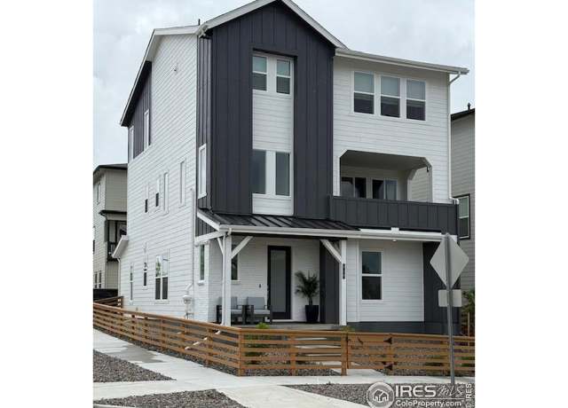 Property at 926 Hearteye Trl, Lafayette, CO 80026, 4 beds, 3.5 baths