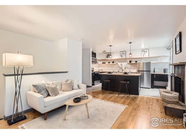 Property at 3035 Oneal Pkwy Unit V-11, Boulder, CO 80301, 2 beds, 1 bath