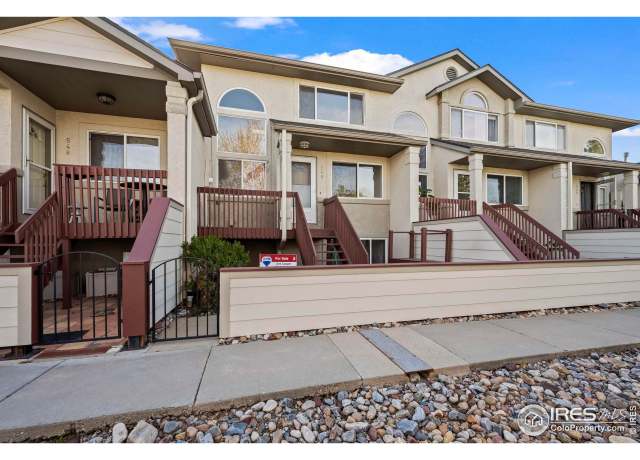 Property at 546 Ridgeview Dr, Louisville, CO 80027, 2 beds, 2 baths