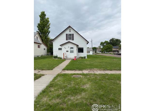 Property at 404 S Baxter Ave, Holyoke, CO 80734, 3 beds, 1 bath