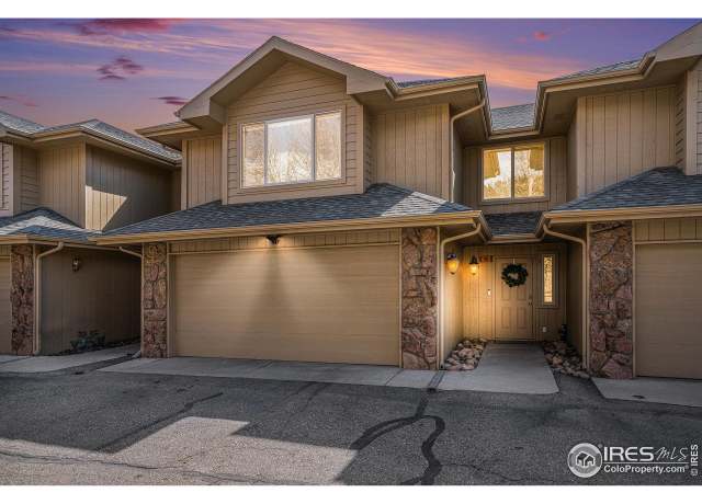 Property at 300 Far View Dr #8, Estes Park, CO 80517, 3 beds, 2.5 baths
