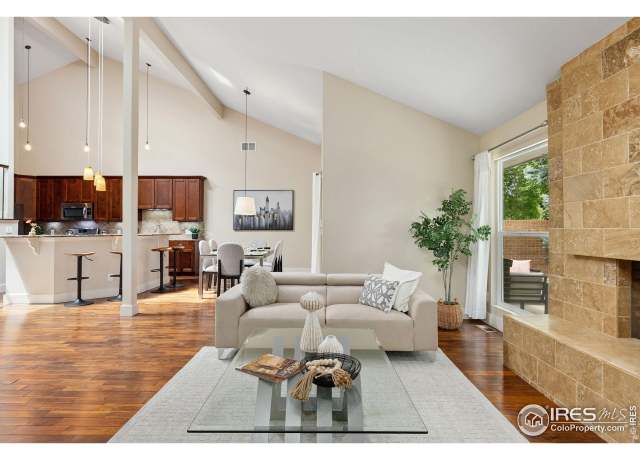 Property at 4924 Clubhouse Ct, Boulder, CO 80301, 4 beds, 3 baths