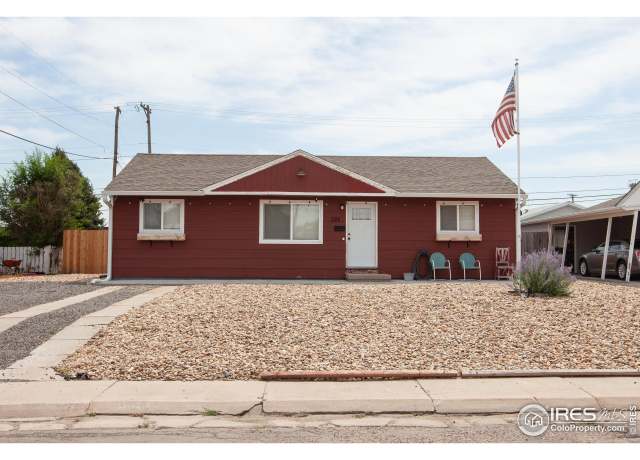 Property at 325 Valley Dr, Sterling, CO 80751, 3 beds, 2 baths