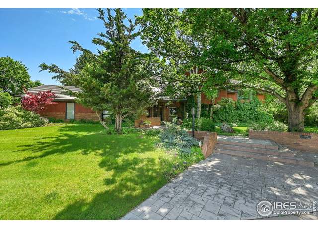 Property at 1204 50th Ave, Greeley, CO 80634, 4 beds, 4 baths