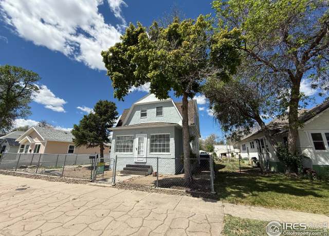 Property at 827 Prospect St, Fort Morgan, CO 80701, 4 beds, 2 baths