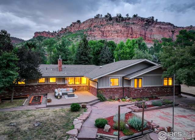 Property at 31820 S Saint Vrain Dr, Lyons, CO 80540, 3 beds, 3 baths