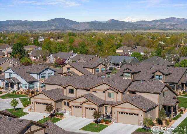 Property at 1927 Sunshine Peak Dr, Loveland, CO 80538, 2 beds, 2.5 baths