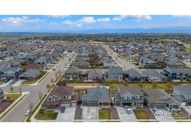 Property at 2000 Rose Petal Dr, Windsor, CO 80550, 3 beds, 2 baths