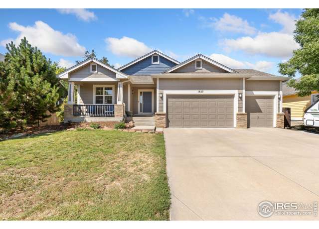 Property at 1429 Auburn Ct, Longmont, CO 80503, 3 beds, 2 baths