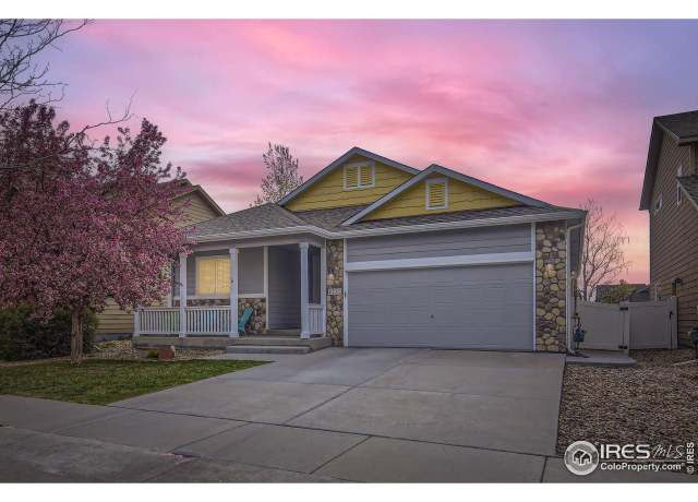 Property at 2530 Forecastle Dr, Fort Collins, CO 80524, 3 beds, 2 baths